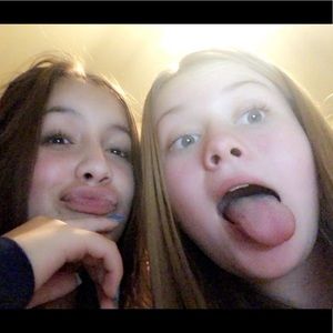 Meet your Posher, Ava